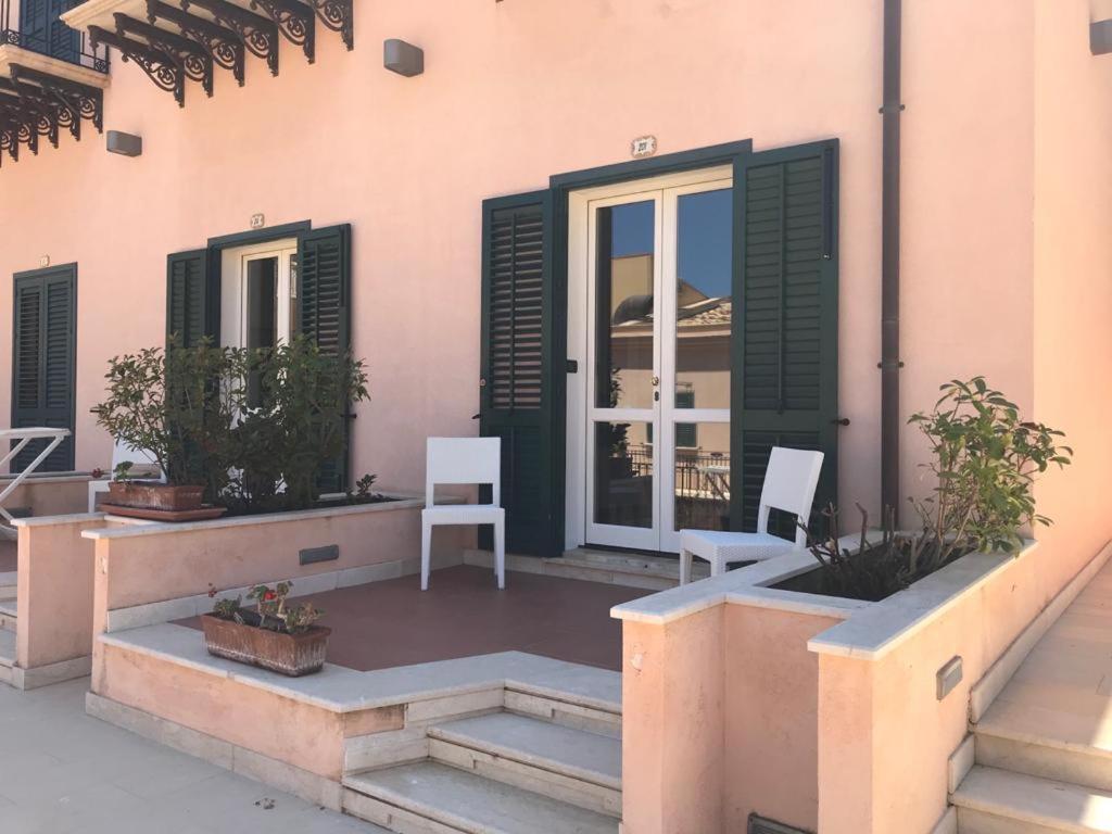 Castellammare Smart Rooms Castellammare del Golfo Buitenkant foto
